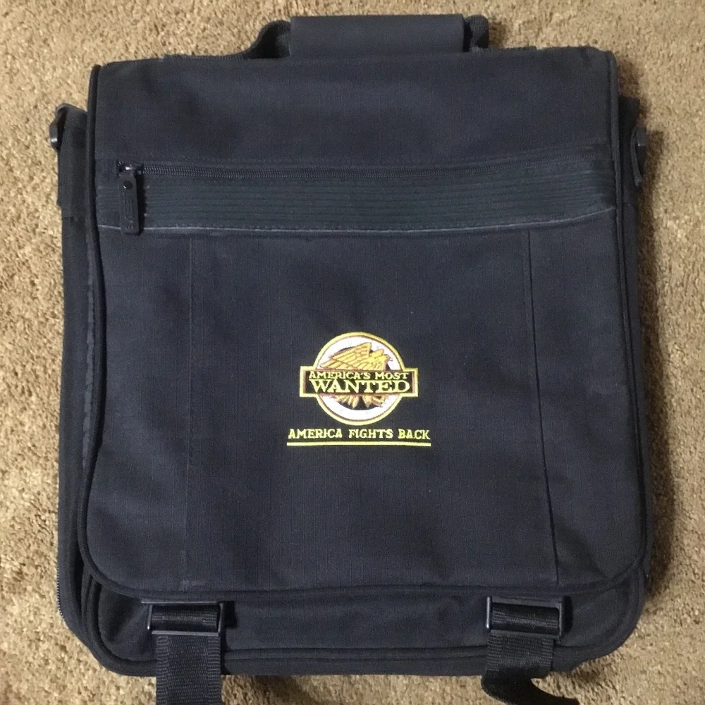 Lap Top Computer Bag America’s Most Wanted Unique & Nice!